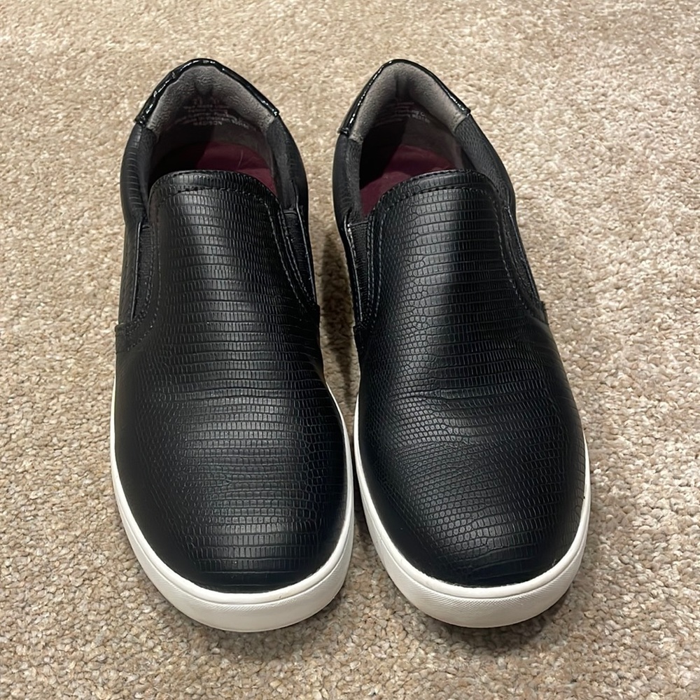 Dr Scholl’s Madison Slip On Sneaker, Black size 7